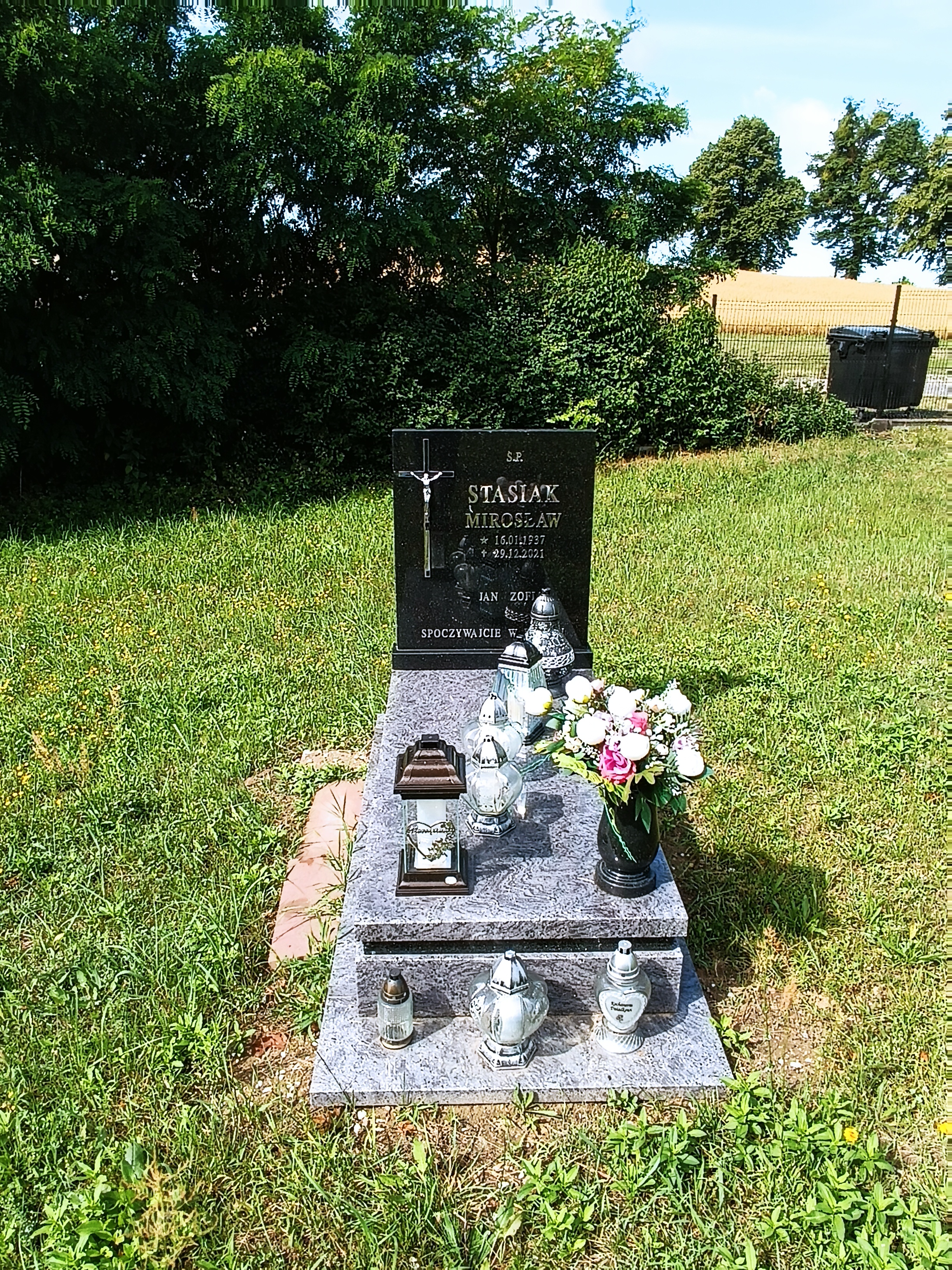 Mirosław Stasiak 1937 Szydłowo - Grobonet - Wyszukiwarka osób pochowanych