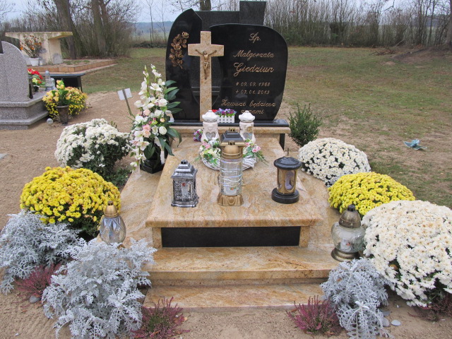 Grób TADEUSZ GIEDZIUN