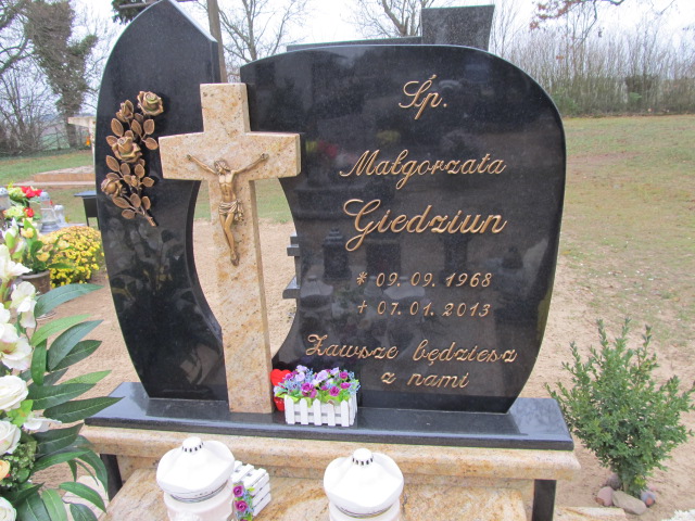 Małgorzata GIEDZIUN 1968 Szydłowo - Grobonet - Wyszukiwarka osób pochowanych