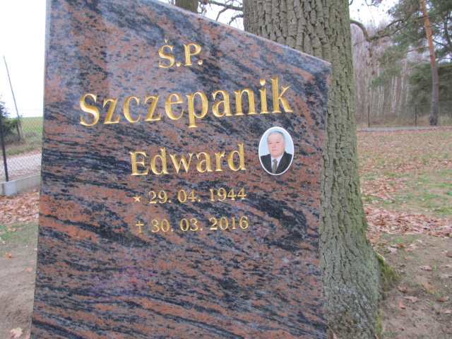 Edward SZCZEPANIK 1944 Szydłowo - Grobonet - Wyszukiwarka osób pochowanych