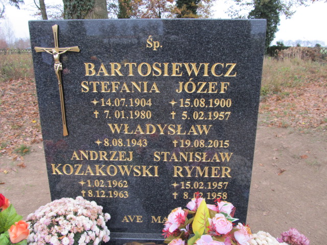 Józef BARTOSIEWICZ 1900 Szydłowo - Grobonet - Wyszukiwarka osób pochowanych